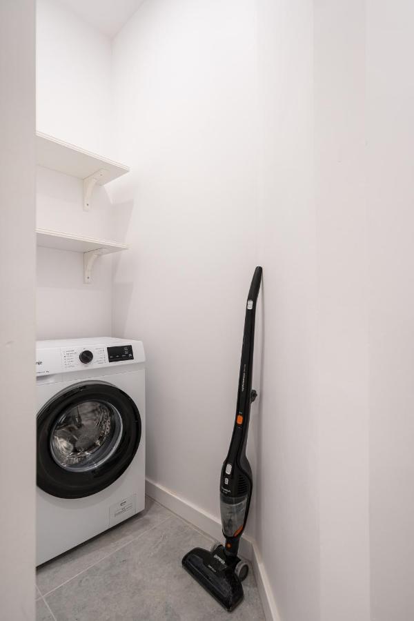 D48 - Central Boulevard Residence - Best Location By Bqa Budapest Luaran gambar