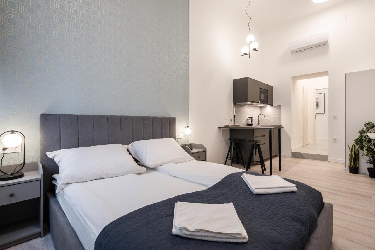 D48 - Central Boulevard Residence - Best Location By Bqa Budapest Luaran gambar