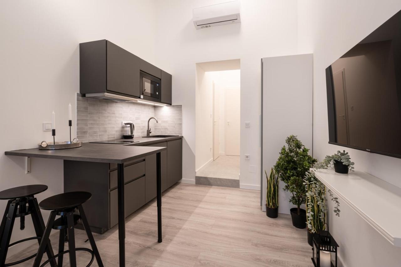 D48 - Central Boulevard Residence - Best Location By Bqa Budapest Luaran gambar
